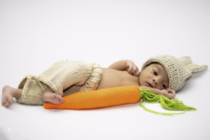 Best newborn photography in Dartford, the boy name anahi, photo took by Lens of Lights